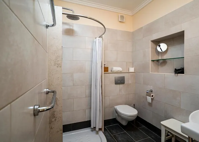 Kefalomandouko Couette-café