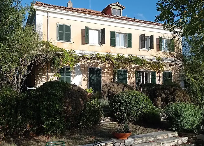 Kefalomandouko Couette-café