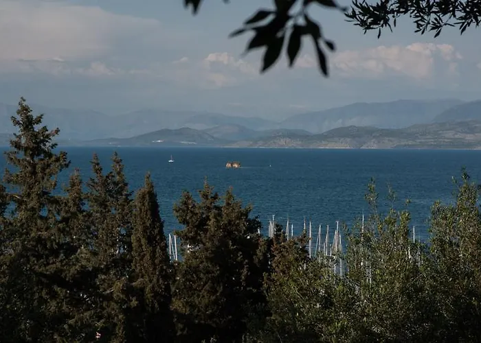 Kefalomandouko Couette-café 3*