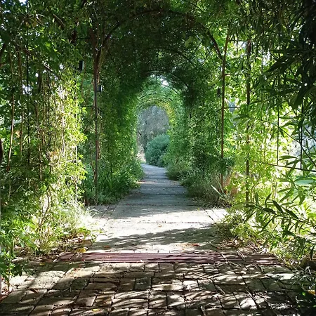 Kefalomandouko Bed & Breakfast Alepou